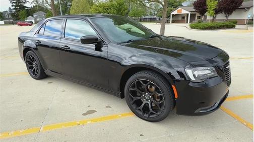2019 Chrysler 300 S