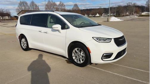 2021 Chrysler Pacifica Touring-L