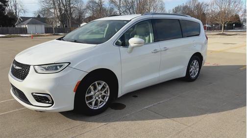 2021 Chrysler Pacifica Touring-L