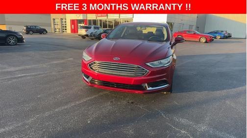 Red 2018 Ford Fusion SE