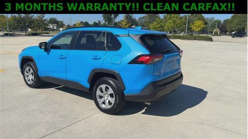 2020 Toyota RAV4 LE