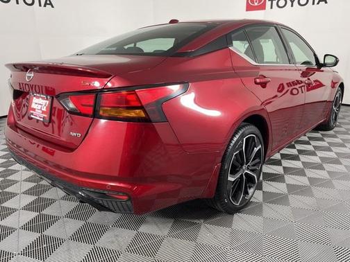 2023 Nissan Altima SR Intelligent AWD