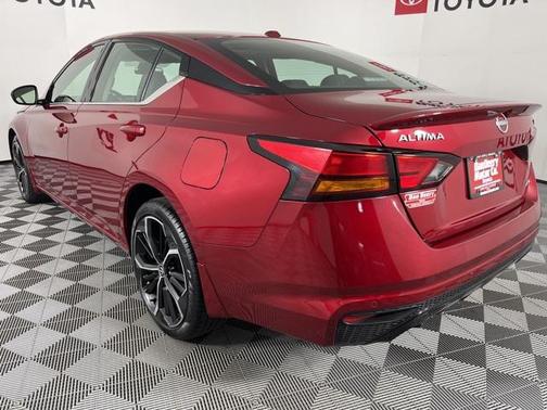 2023 Nissan Altima SR Intelligent AWD