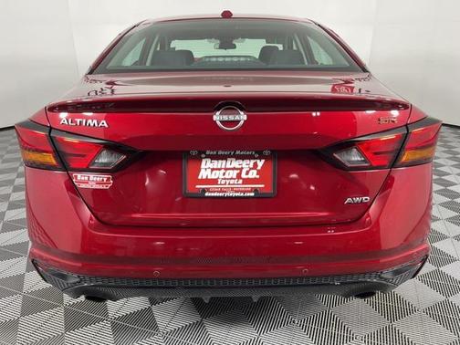 2023 Nissan Altima SR Intelligent AWD