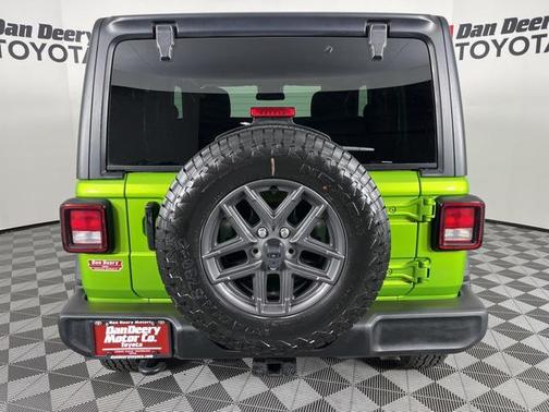 2025 Jeep Wrangler Sport S
