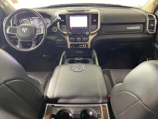 2022 RAM 3500 Laramie Crew Cab 4x4 6'4' Box