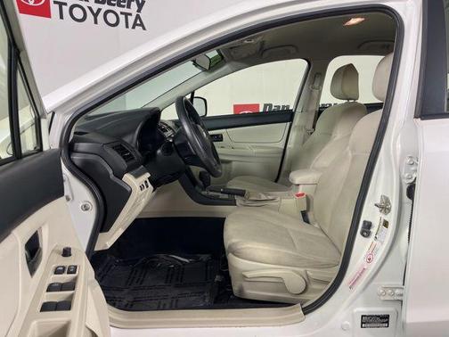 Satin White Pearl 2013 Subaru Impreza 2.0i