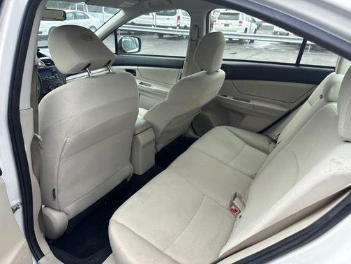 Satin White Pearl 2013 Subaru Impreza 2.0i