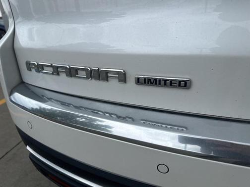 2017 GMC Acadia Limited Limited