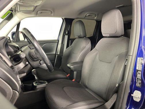 2020 Jeep Renegade Altitude