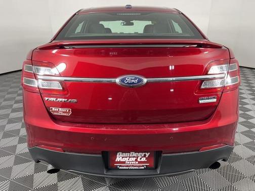 2016 Ford Taurus SHO