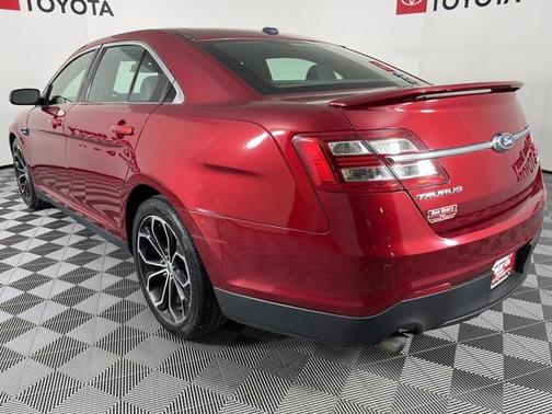 2016 Ford Taurus SHO