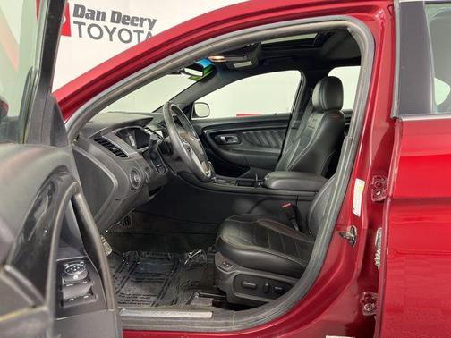 2016 Ford Taurus SHO