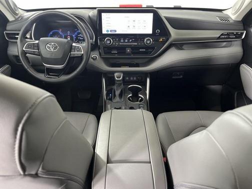 2023 Toyota Highlander Hybrid Limited