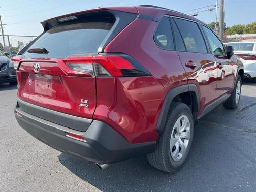 2021 Toyota RAV4 LE