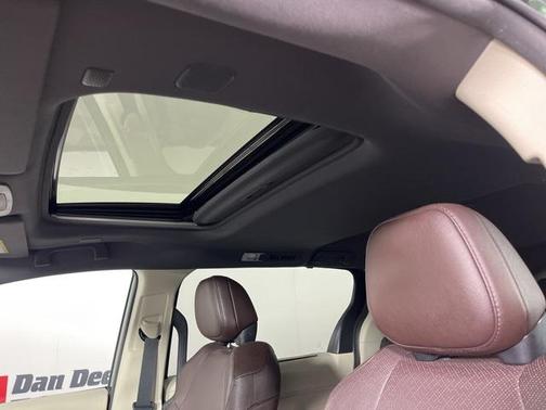 2023 Toyota Sienna Platinum 7 Passenger