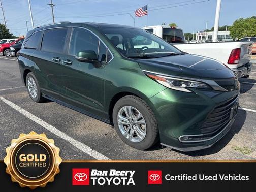 2023 Toyota Sienna Platinum 7 Passenger