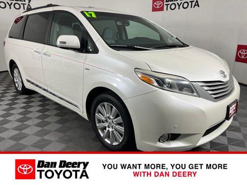 Blizzard Pearl 2017 Toyota Sienna Limited Premium