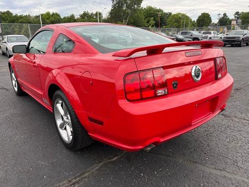 Red 2006 Ford Mustang GT