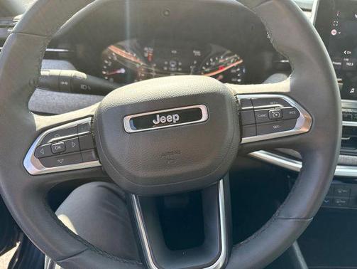 Diamond Black Crystal Pearlcoat 2024 Jeep Compass Latitude