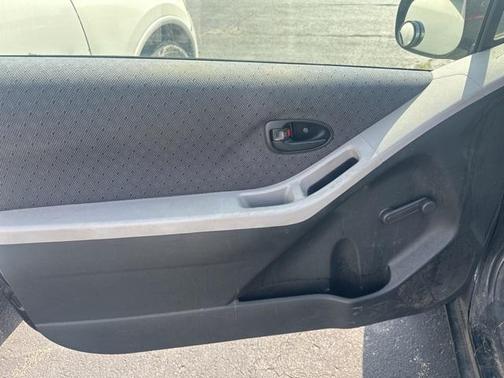 2009 Toyota Yaris Base
