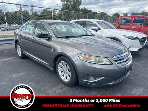 2011 Ford Taurus SE