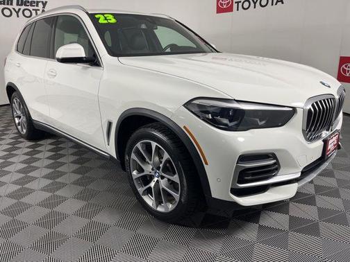 Black 2023 BMW X5 xDrive40i