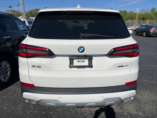Black 2023 BMW X5 xDrive40i