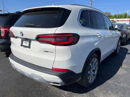 Black 2023 BMW X5 xDrive40i