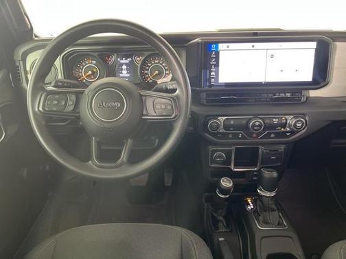 2024 Jeep Gladiator Sport