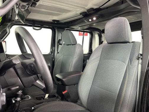 2024 Jeep Gladiator Sport