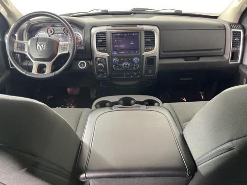 2022 RAM 1500 Classic SLT