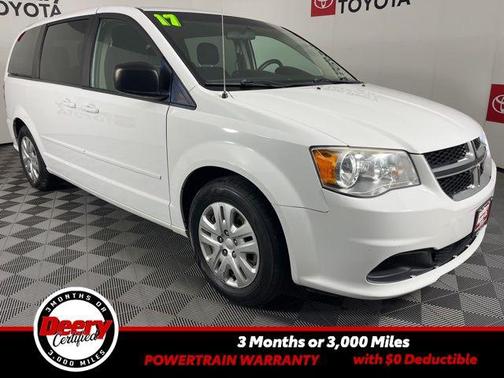 White Knuckle Clearcoat 2017 Dodge Grand Caravan SE