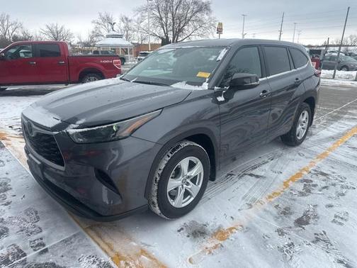 2023 Toyota Highlander L