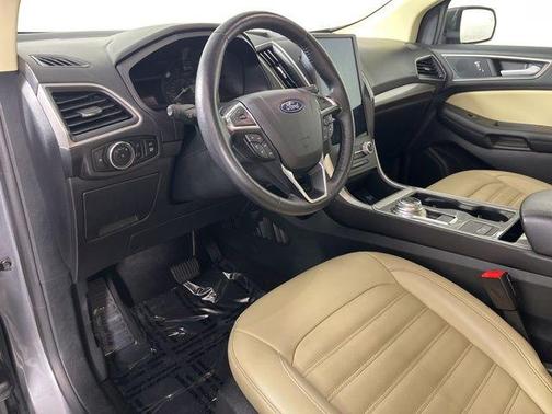 Carbonized Gray Metallic 2024 Ford Edge SEL