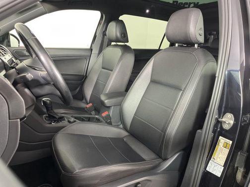 2020 Volkswagen Tiguan 2.0T SE R-Line Black 4MOTION