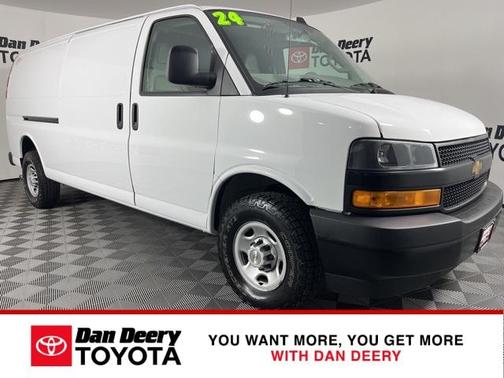 2024 Chevrolet Express 2500 Work Van