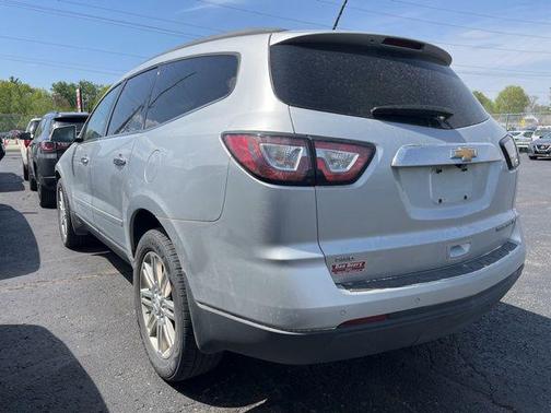 Silver Ice Metallic 2013 Chevrolet Traverse 1LT