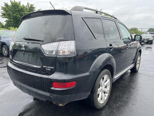 2010 Mitsubishi Outlander XLS
