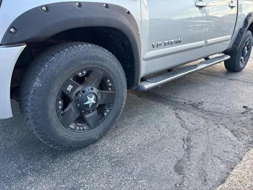 2007 Nissan Titan LE Crew Cab