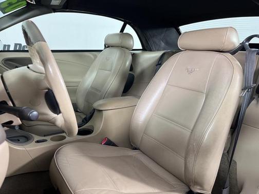 2003 Ford Mustang Deluxe