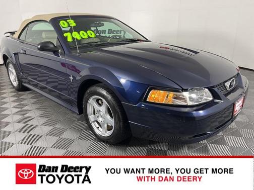 2003 Ford Mustang Deluxe