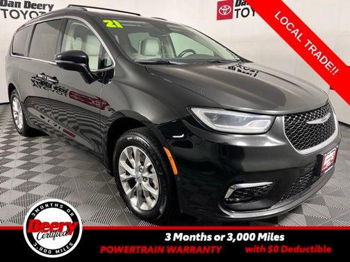 Brilliant Black Crystal Pearlcoat 2021 Chrysler Pacifica Touring L