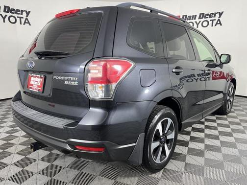 2017 Subaru Forester 2.5i