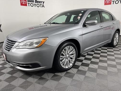 2013 Chrysler 200 Limited