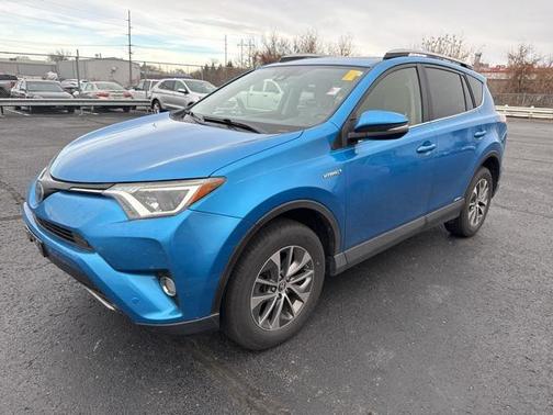 2017 Toyota RAV4 Hybrid XLE