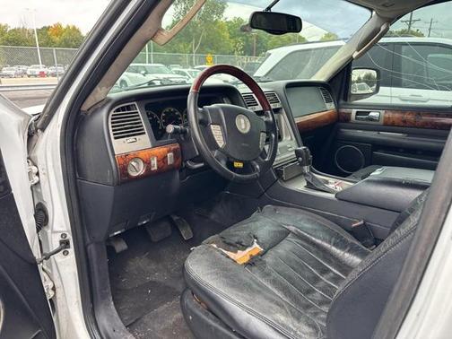 2003 Lincoln Navigator Luxury