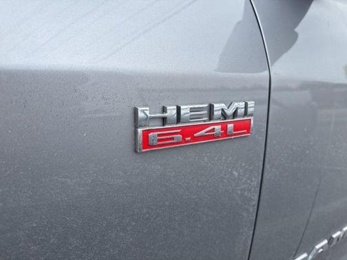 2022 RAM 3500 Tradesman Regular Cab 4x4 8' Box