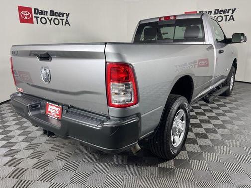 2022 RAM 3500 Tradesman Regular Cab 4x4 8' Box