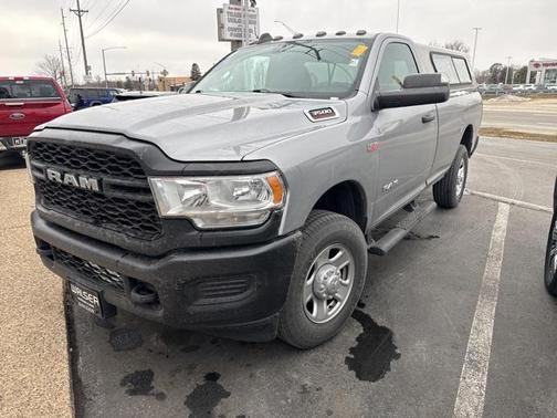 2022 RAM 3500 Tradesman Regular Cab 4x4 8' Box